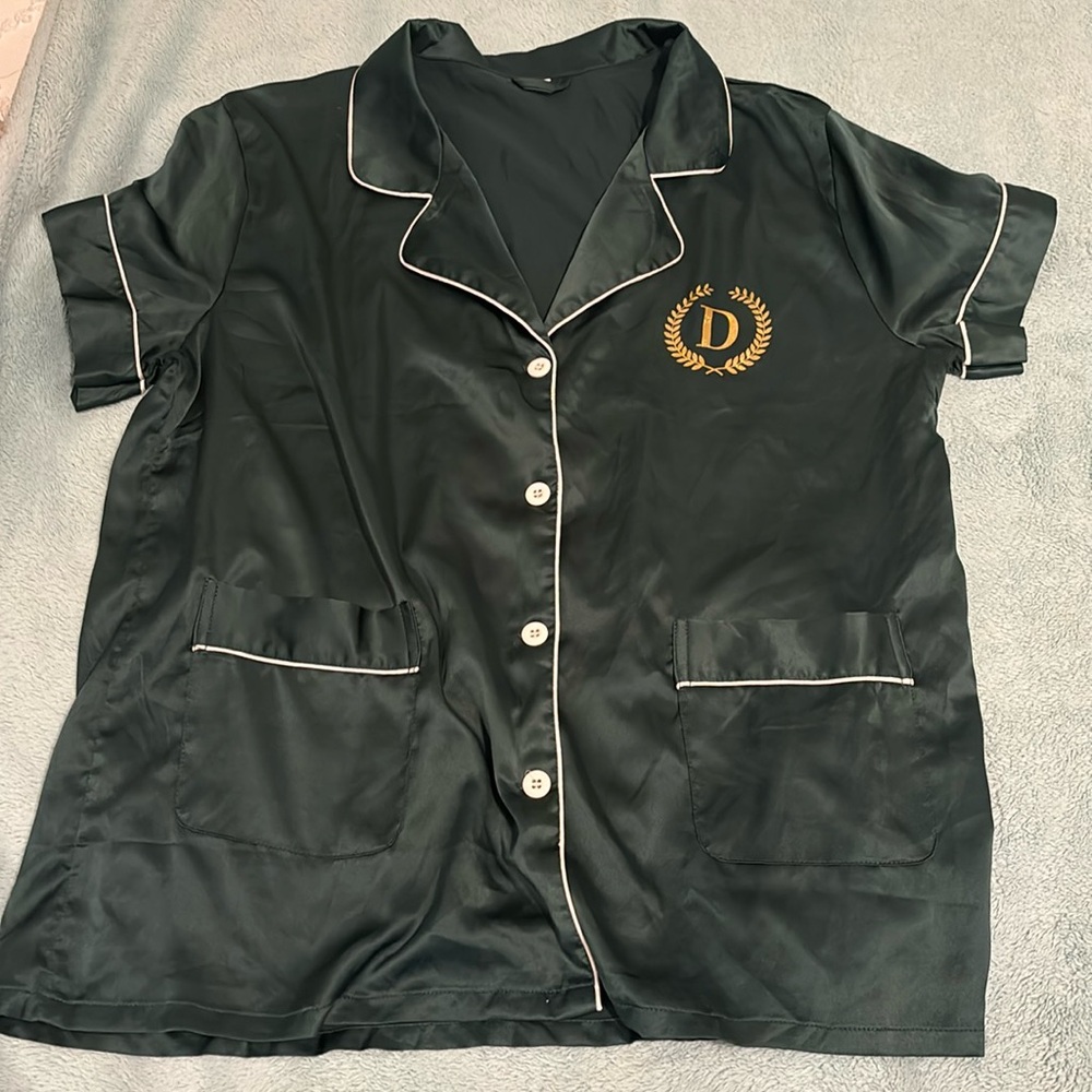 Etsy monogrammed green medium silky pajama set